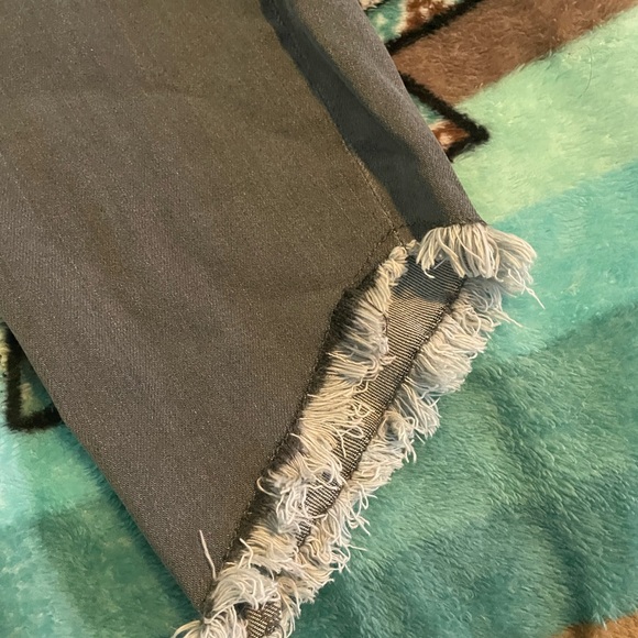 Lane Bryant Floral Embroidered jeans - Picture 3 of 8